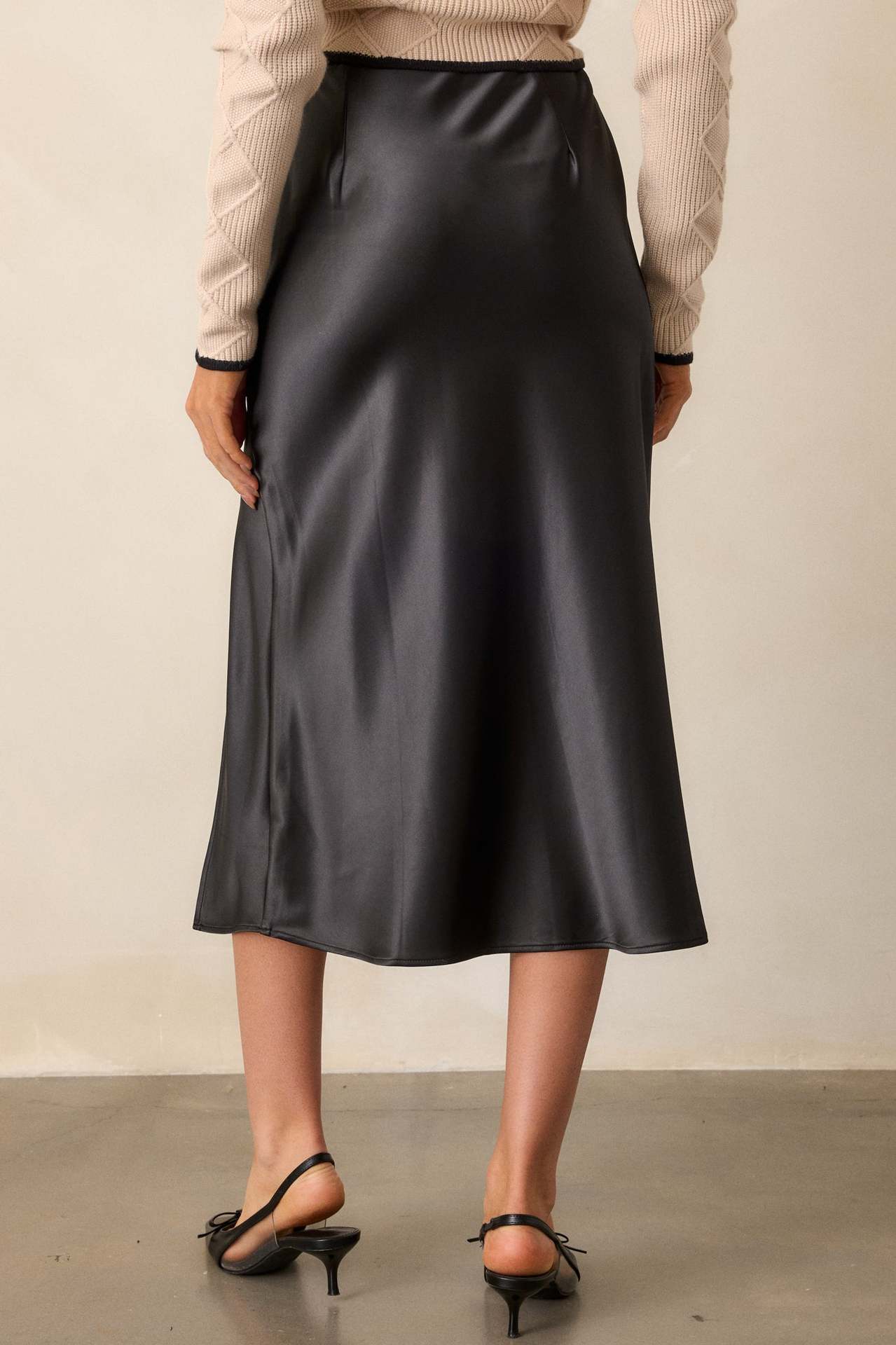 Skirt Satin Split front