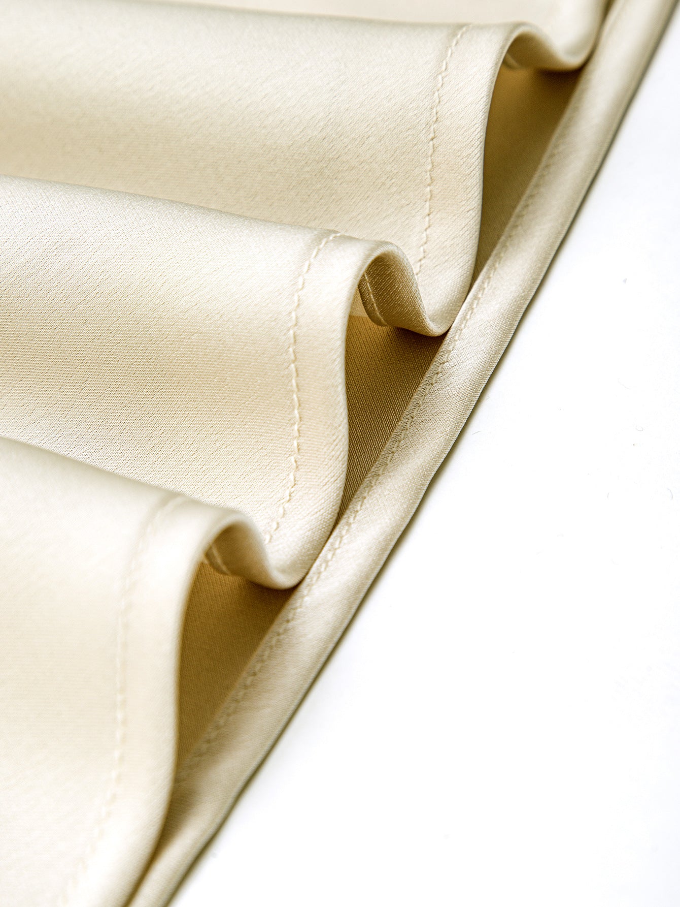 Skirt Satin Split front