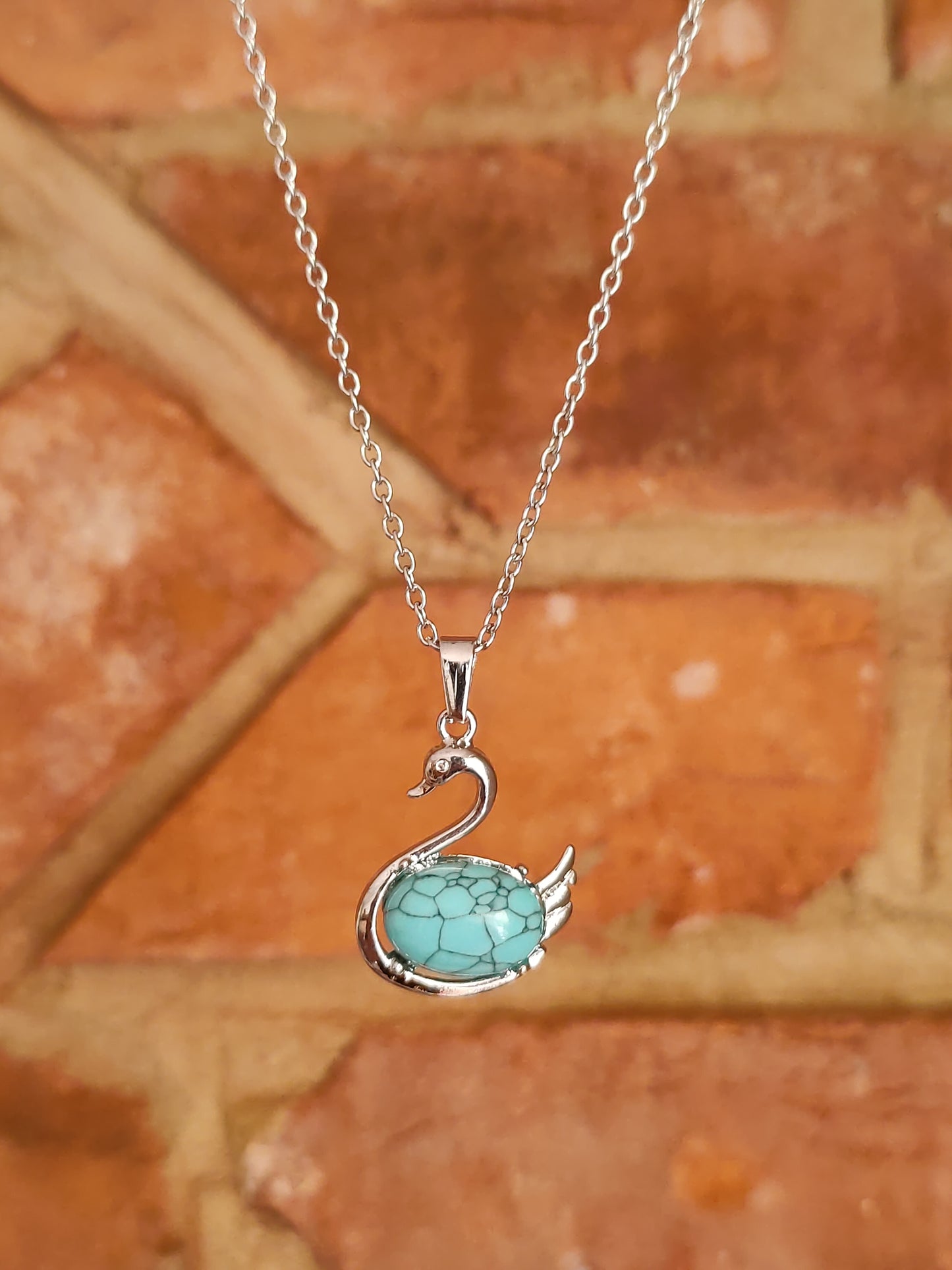 Healing Crystal Natural Stone Necklaces Cute Funky Swan Crystal Necklace Pendants