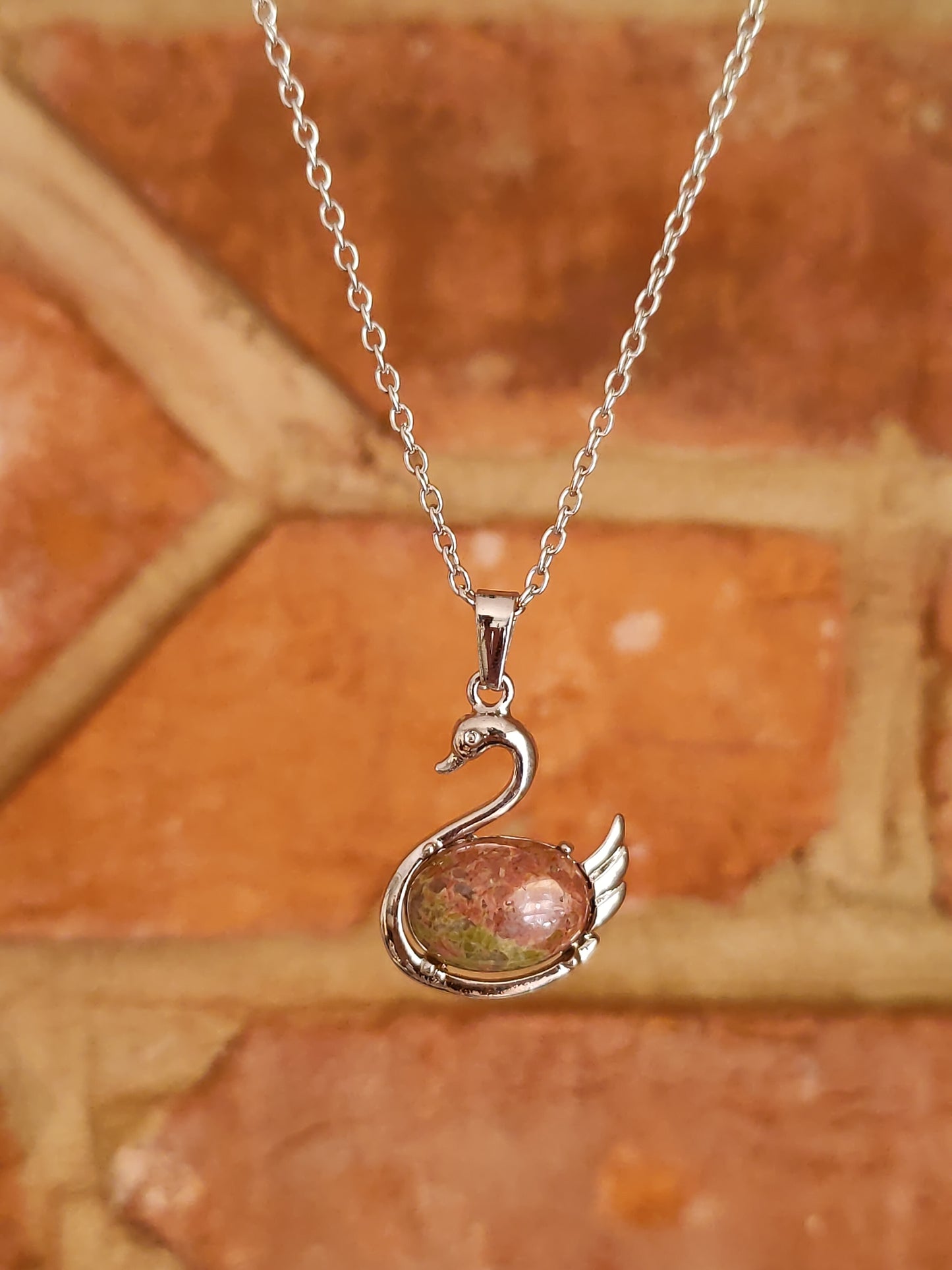 Healing Crystal Natural Stone Necklaces Cute Funky Swan Crystal Necklace Pendants