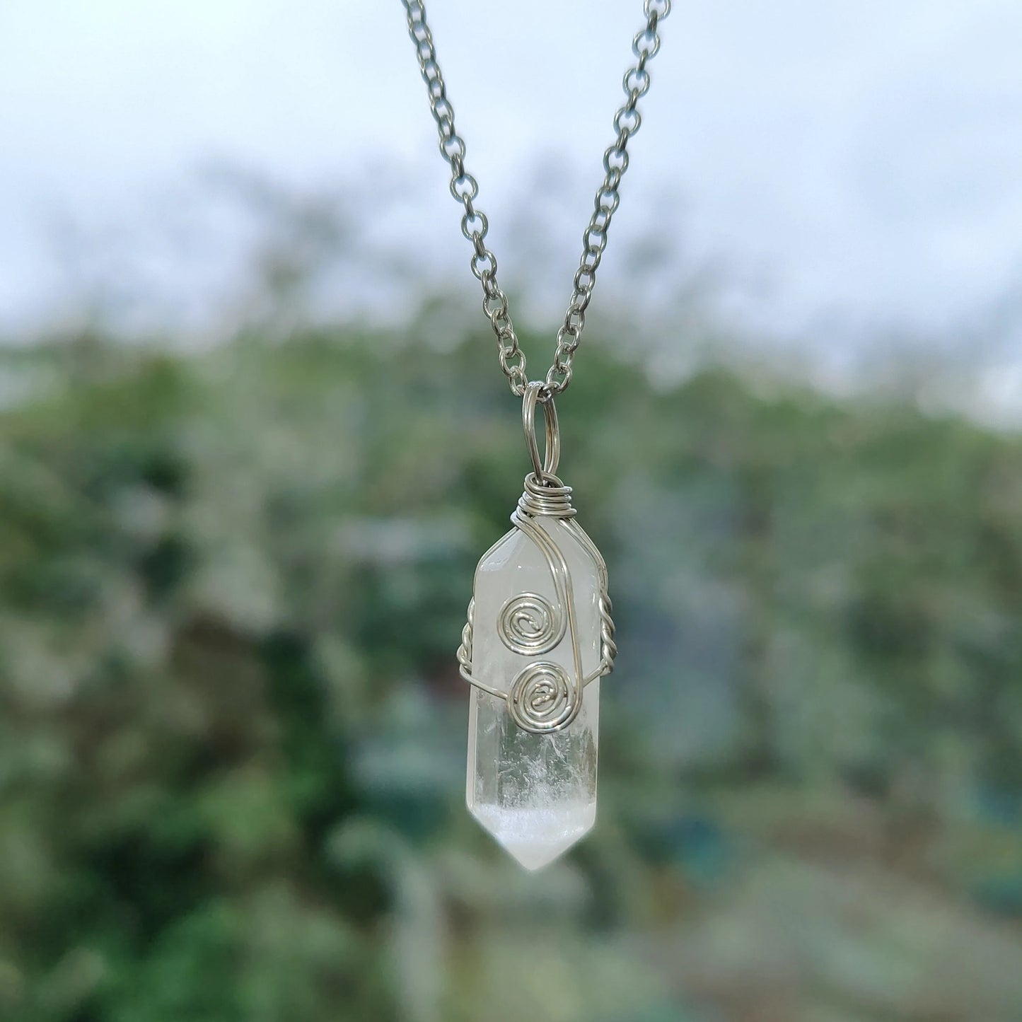 Silver Wired Wrapped Hexagonal Crystal Necklace Pendant Natural Stone Fluorite Rose Quartz Amethyst Tiger's Eye UK
