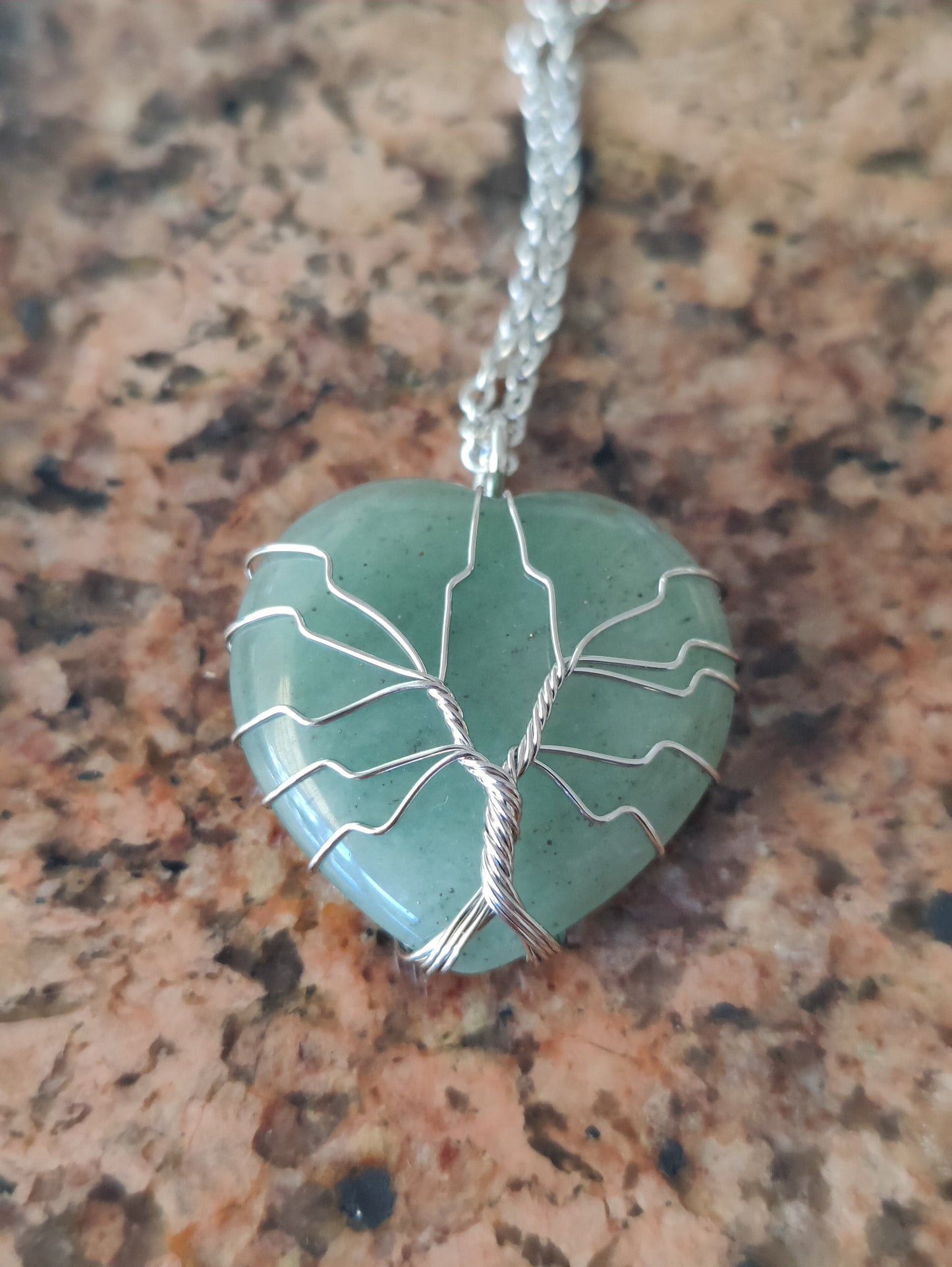 Silver Heart Hand Wired Crystal Chakra Natural Stone Crystal Necklace Pendants Amethyst Rose Quartz Aventurine Clear Crystal Quartz Opal