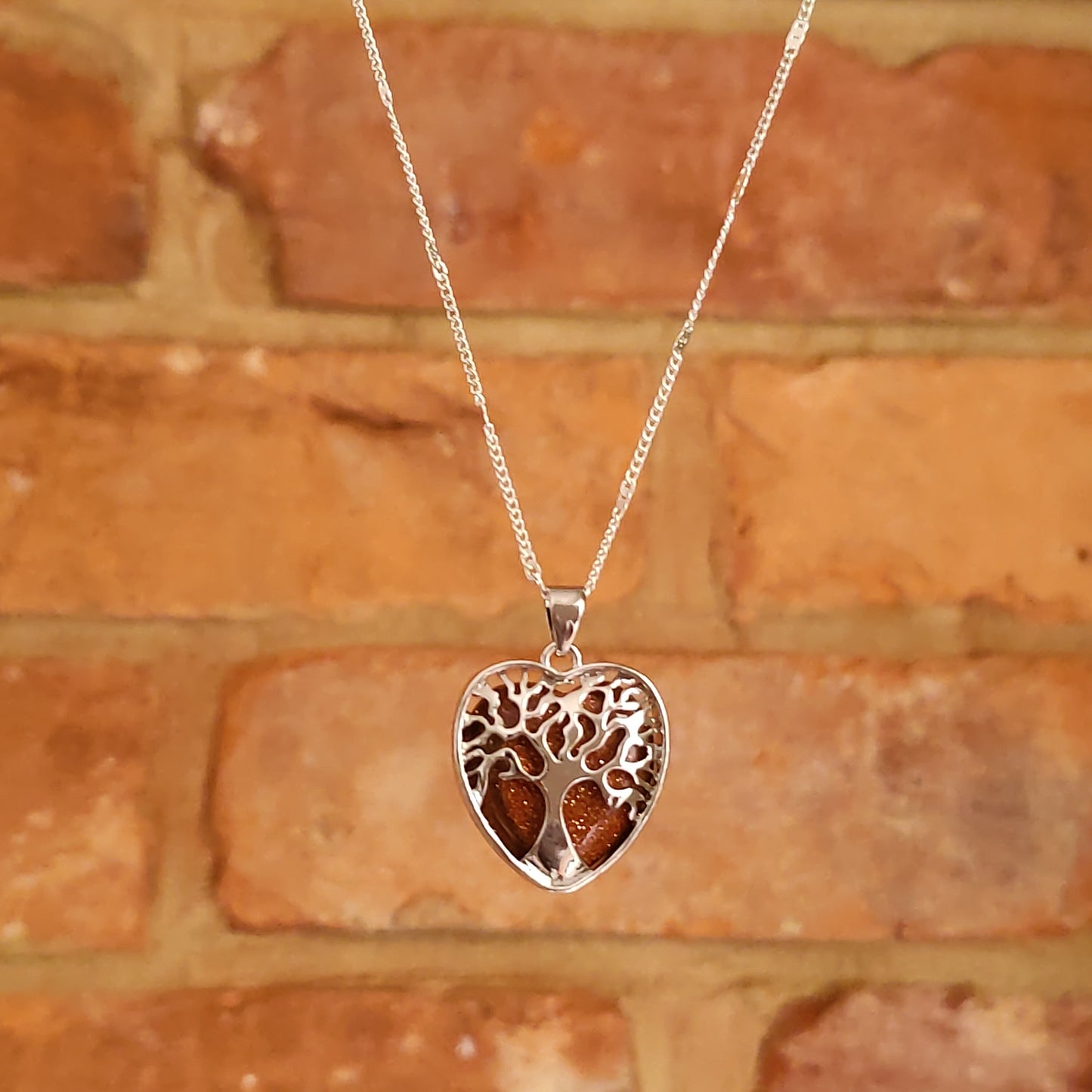 Heart Shape Tree of Life Mounted Aventurine Green Crystal Pendant Necklace Natural Stone Positive Energy Chakra Pendants Silver Chain