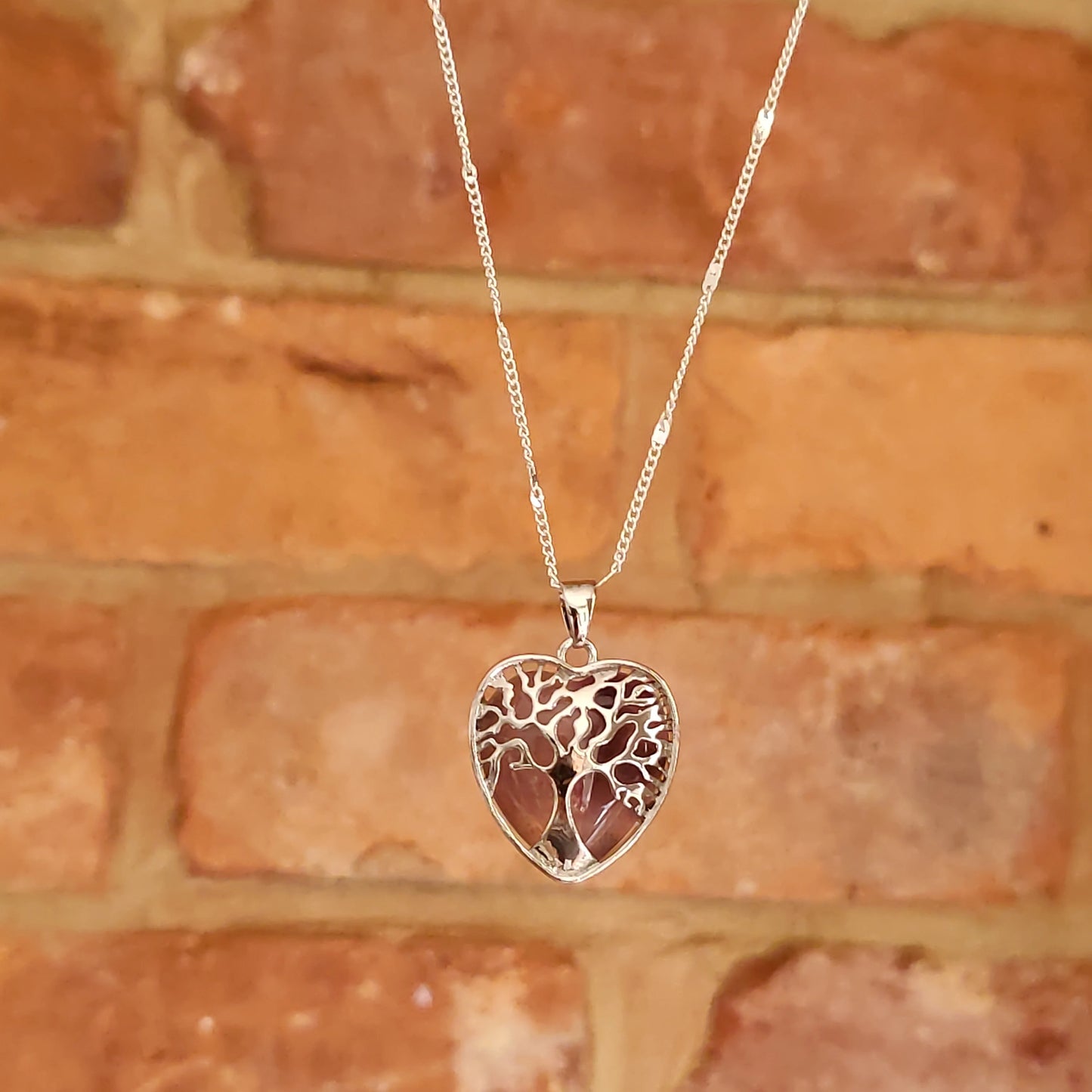 Heart Shape Tree of Life Mounted Aventurine Green Crystal Pendant Necklace Natural Stone Positive Energy Chakra Pendants Silver Chain