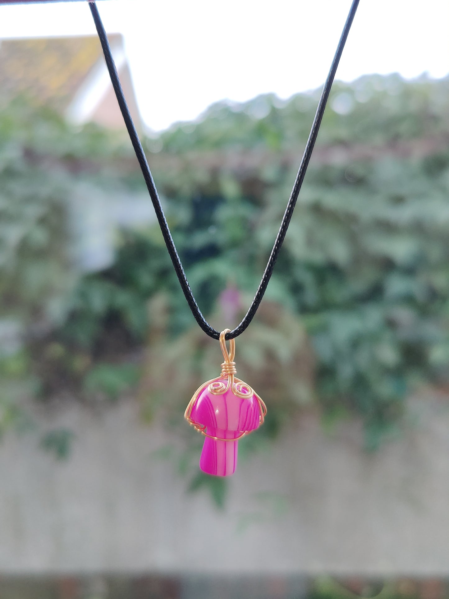 Gold Chain Rose Quartz Hand Wired Mushroom Natural Crystal Stone Necklace Pendant Funky Cute Polished Chakra Stone