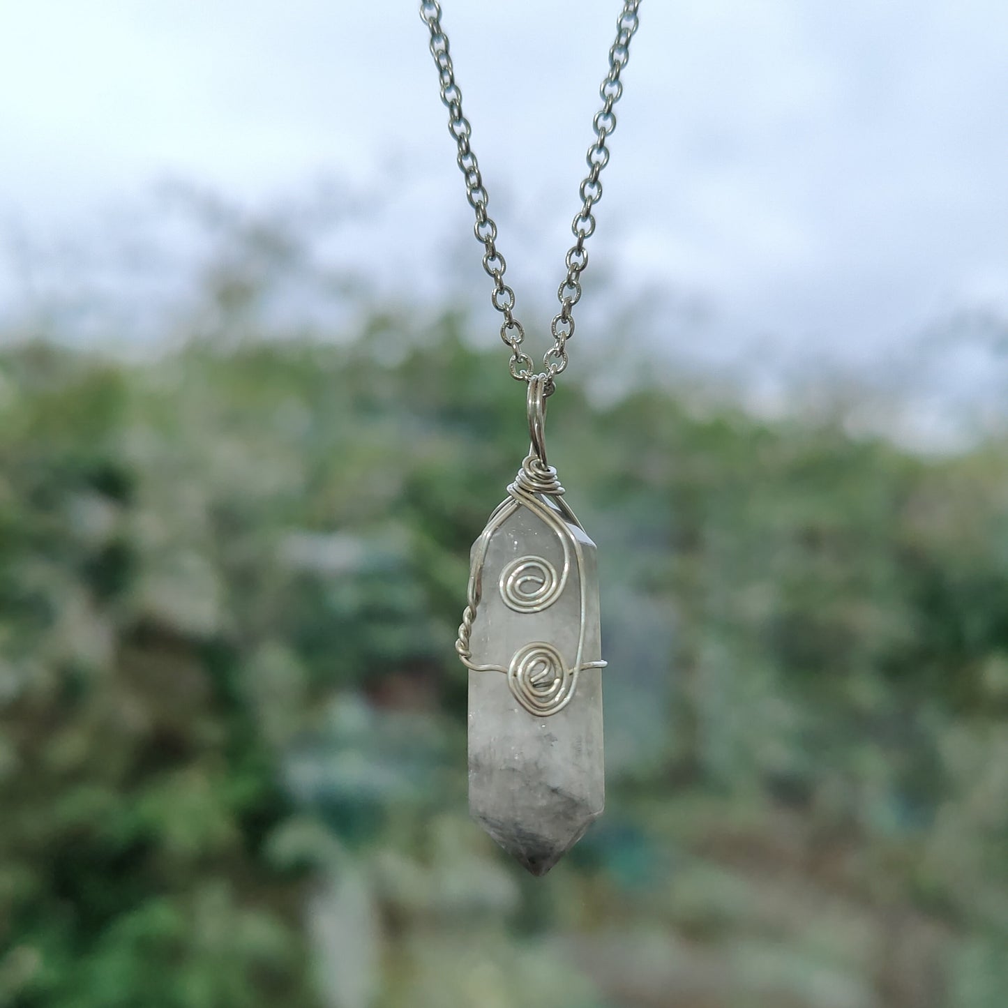 Silver Wired Wrapped Hexagonal Crystal Necklace Pendant Natural Stone Fluorite Rose Quartz Amethyst Tiger's Eye UK