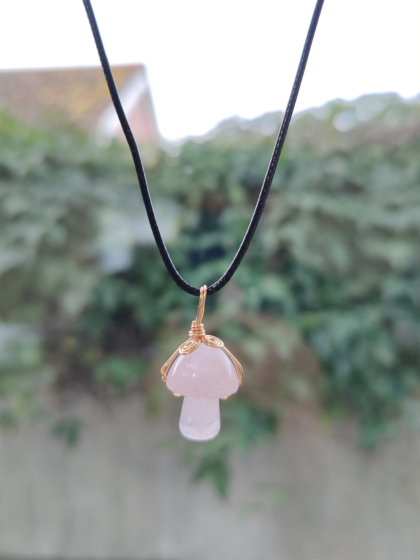 Gold Chain Rose Quartz Hand Wired Mushroom Natural Crystal Stone Necklace Pendant Funky Cute Polished Chakra Stone