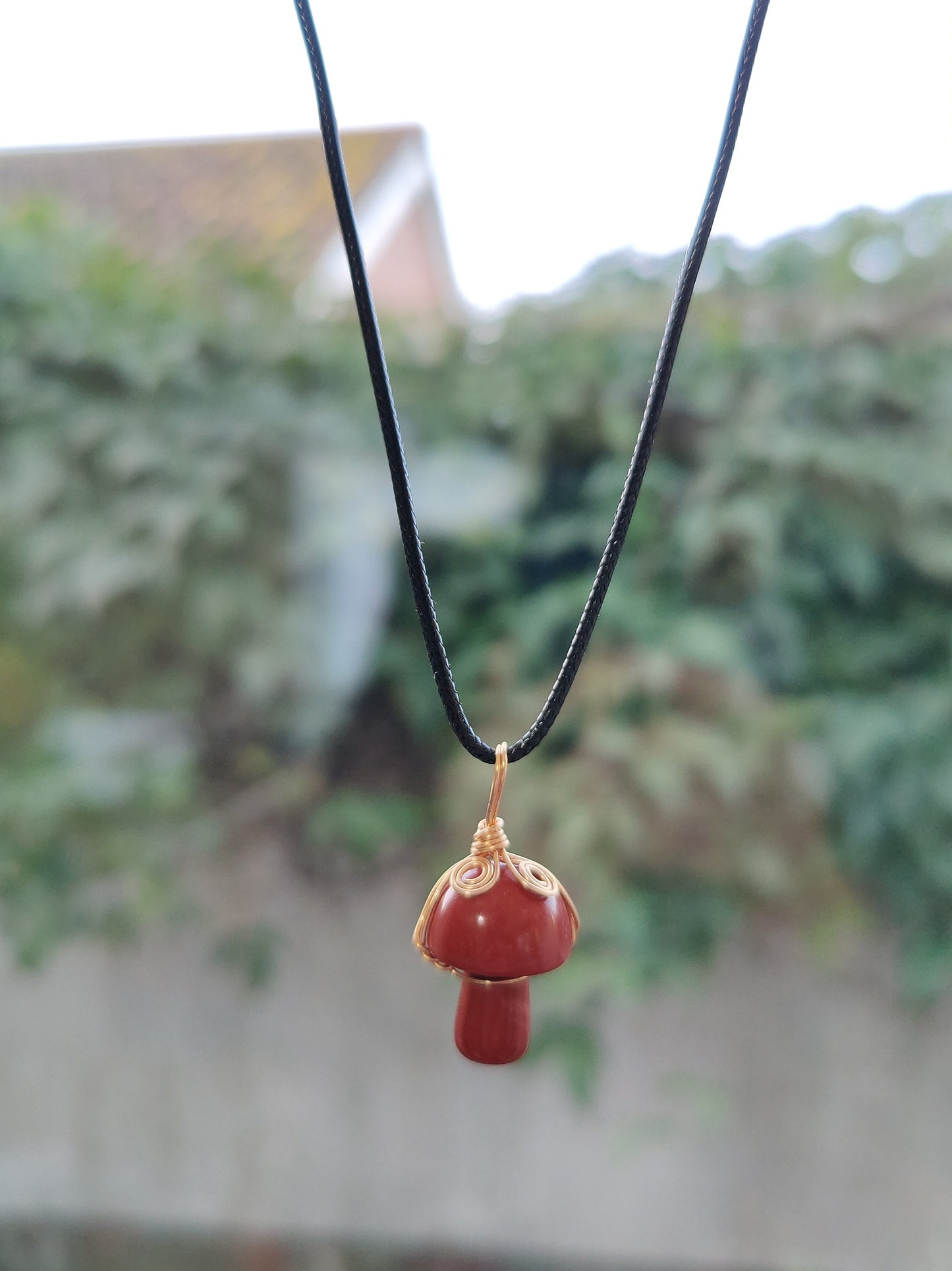 Gold Chain Rose Quartz Hand Wired Mushroom Natural Crystal Stone Necklace Pendant Funky Cute Polished Chakra Stone