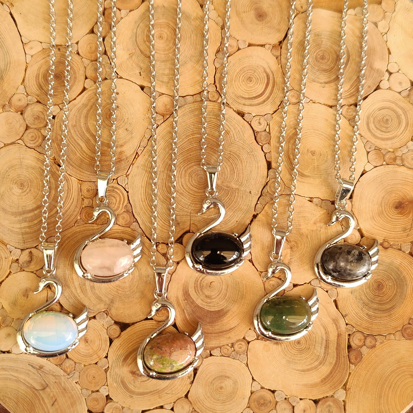 Swan Shape  Mounted Crystal Pendant Necklace Natural Stone Positive Energy Chakra Pendants Silver Chain Necklaces
